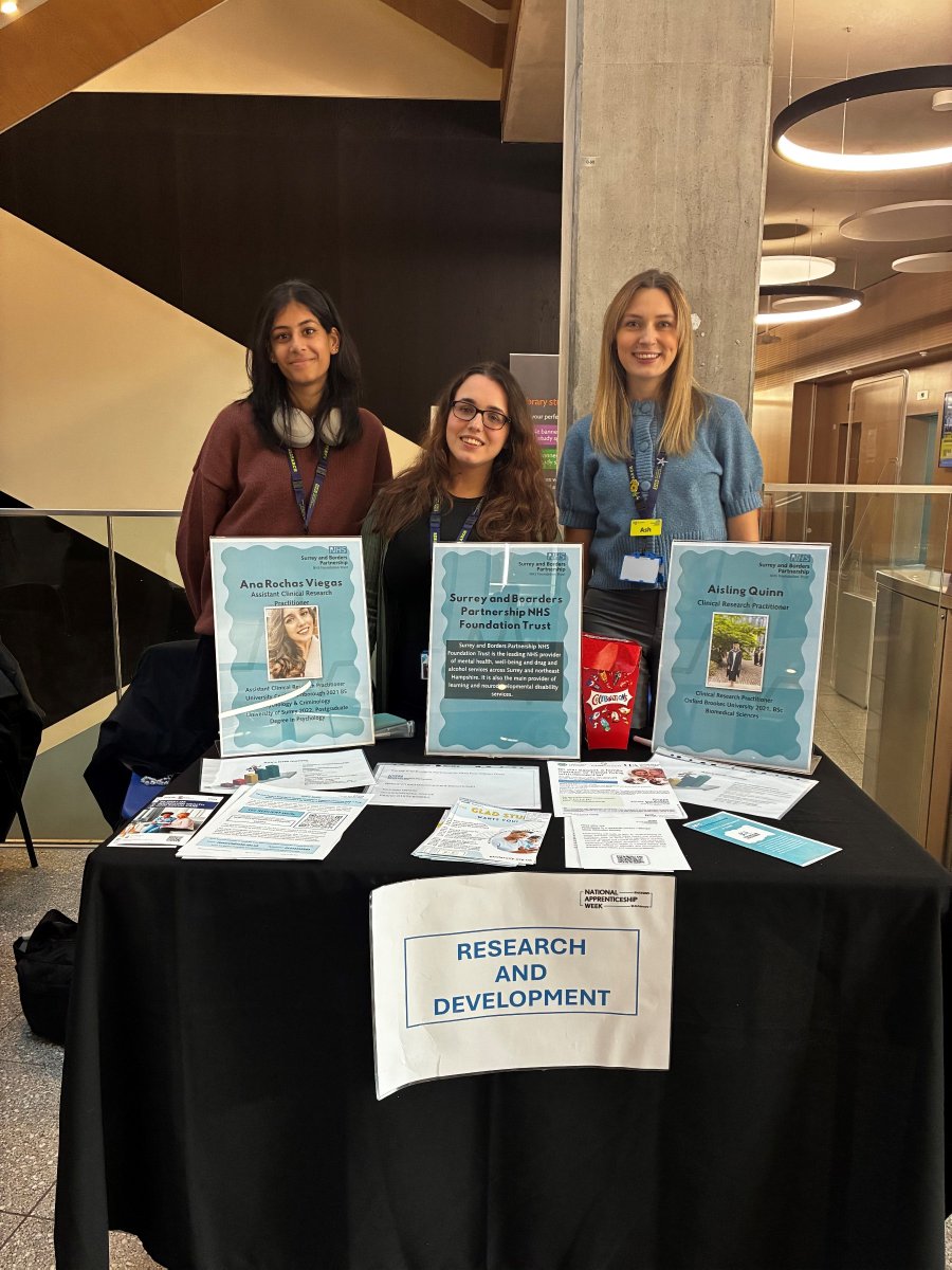 SABPResearch's tweet photo. Great meeting passionate Psychology &amp; Biosciences students at @RoyalHolloway! 🎓Ash, Ana &amp; Simran shared insights into clinical research careers, day-to-day life, and tips on building experience and strong CVs. Thanks to everyone who stopped by! #NHSCareers #ClinicalResearch https://t.co/LISplWpxB5