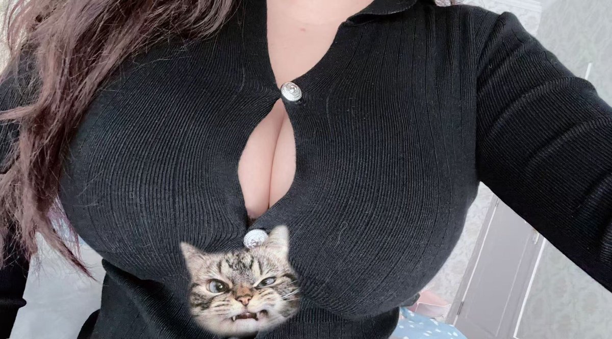 Good girl🦋 tweet media