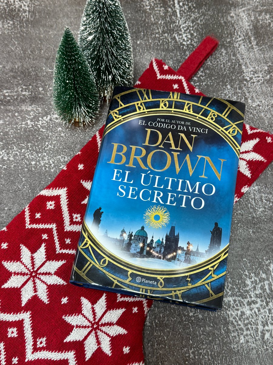 The Official Website of Dan Brown, image size:900x1200