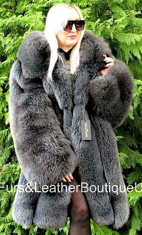 🌹Gorgeous Fox @LauraJanz5! ❤️🔥🔥❤️🌹🌹🌹🌹