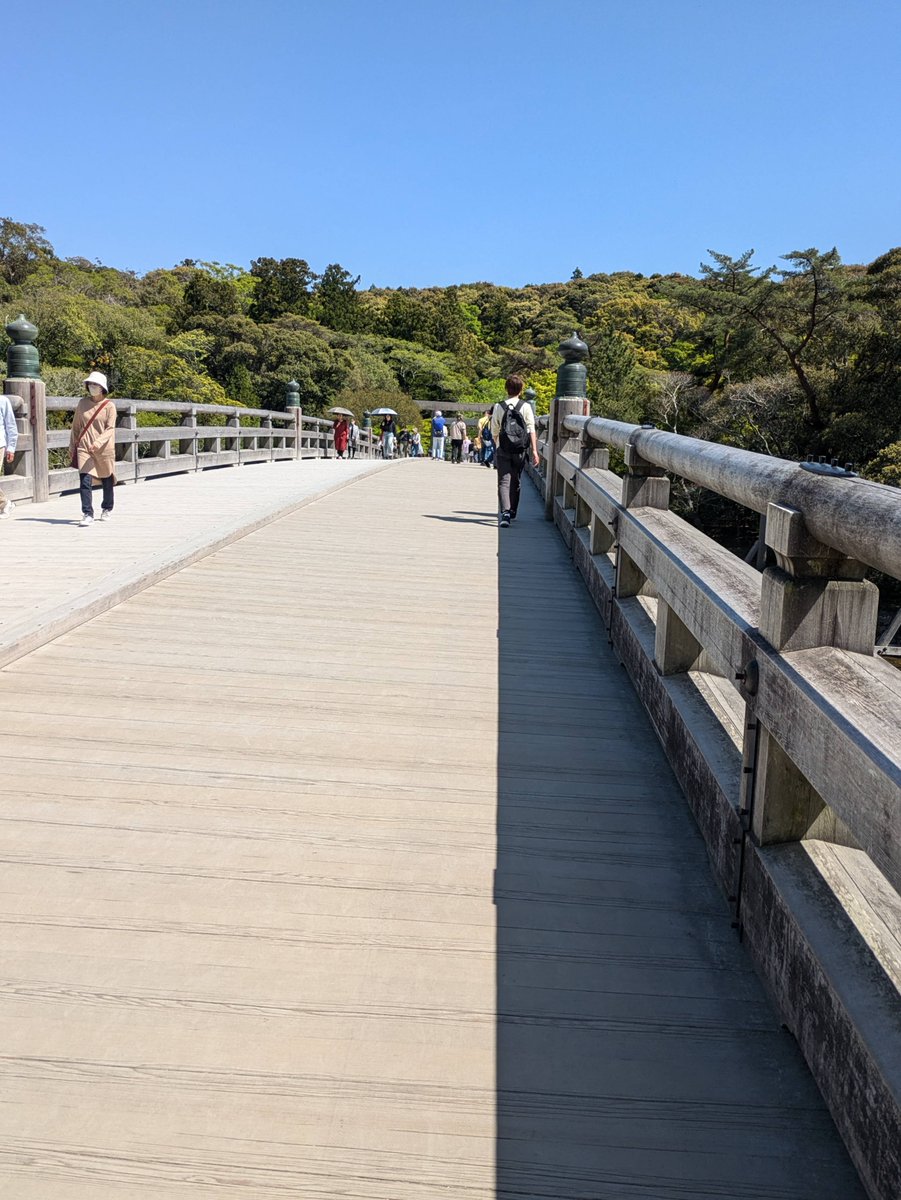 LukiaxLucia's tweet photo. Walking quietly, together.

#VRChat
#VRC
#VirtualTravel
#WalkWithMe https://t.co/kutjiVWsNW