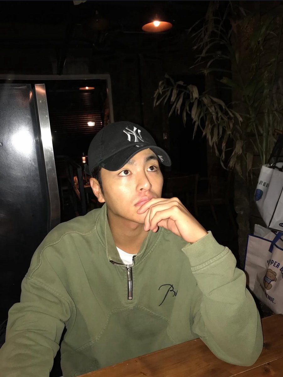 forjunhoe0331's tweet photo. again 😅 https://t.co/0SDa8Ffr09