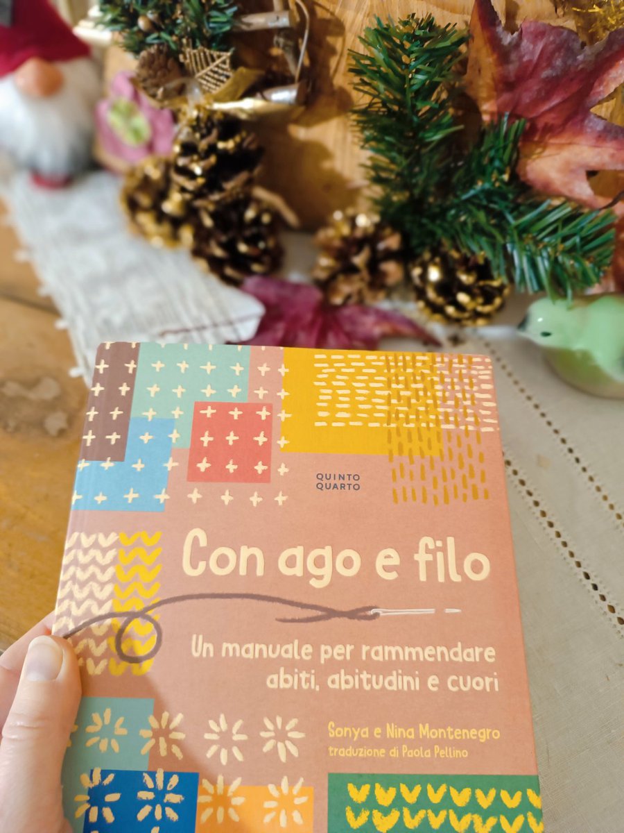 ToninelliClara's tweet photo. "Non c'è nulla di rotto che non possa essere riparato". 💗
Un manuale per rammendare abiti, abitudini e cuori.
Adesso te lo racconto, vieni: 👇
#claraconsiglia #slowfashion
#modaetica
1/4 https://t.co/08oQk32GCT