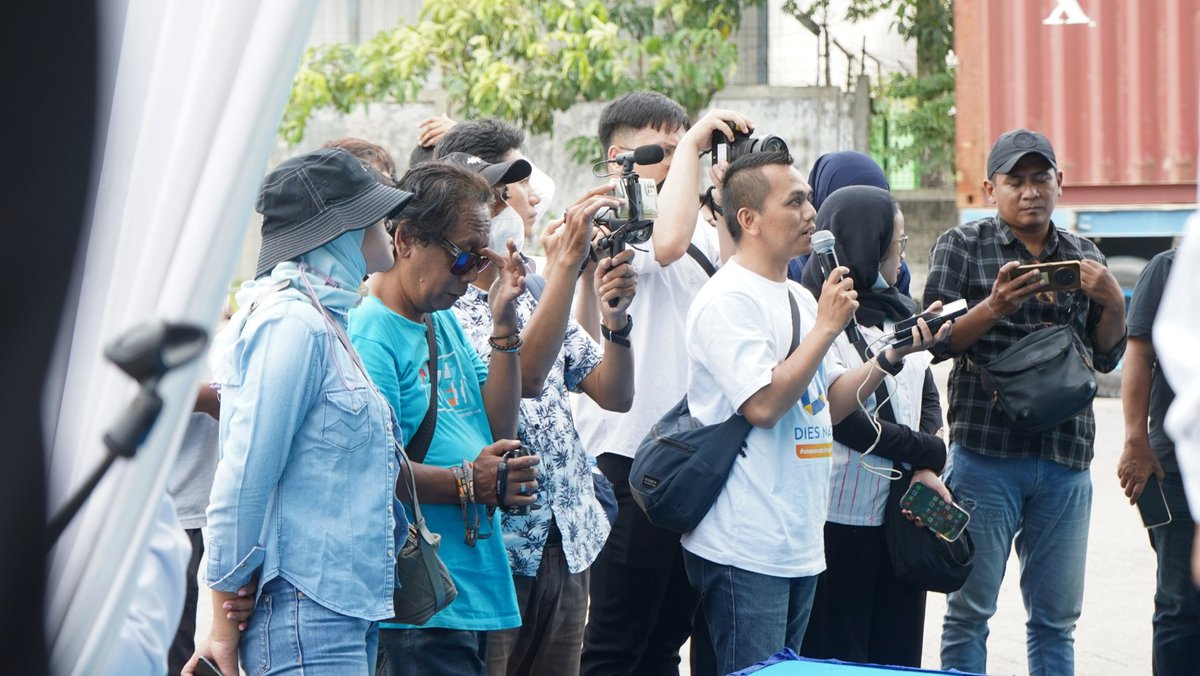 Bea Cukai Tanjung Perak tweet media