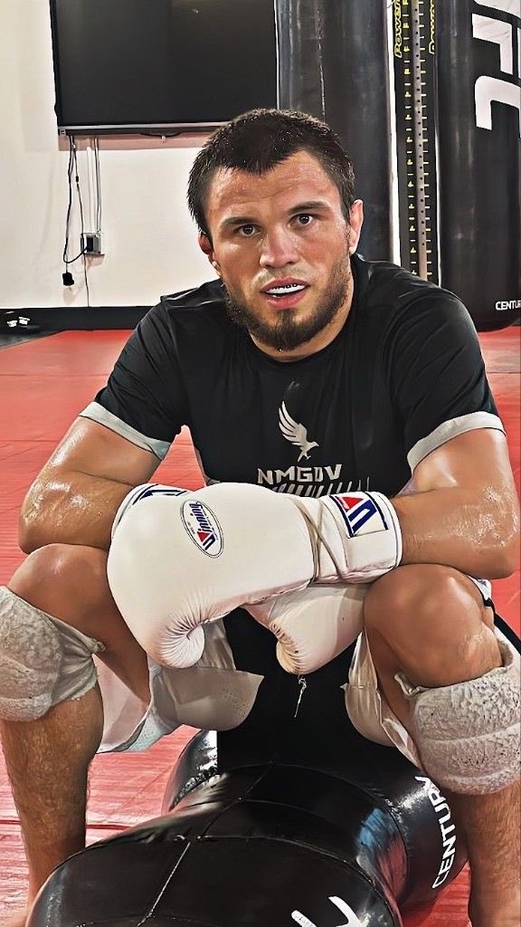 2026 will be another great year.

Currently waiting on Umar moneyline to become available &amp; shall hammer O’malley x Umar, 25 unit bet. 💰🙏🏽

Luck isn’t needed for those who tail!