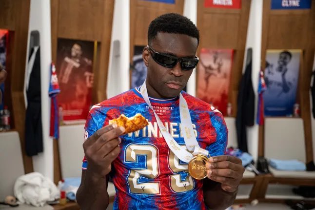 HLTCO's tweet image. Marc Guehi robbed.