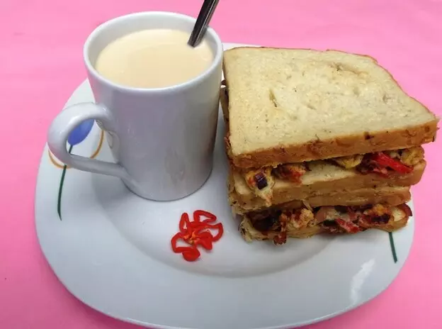 CoolFMPH's tweet photo. What's the most common breakfast in your Nigerian Home ? Does it make sense now ? Express yourself Port Harcourt #OpenUpTuesday
#GoodMorningNigeriaShow w/ @HoneyOjukwu & @ThisiSpaceman https://t.co/dzt7YT3qbt