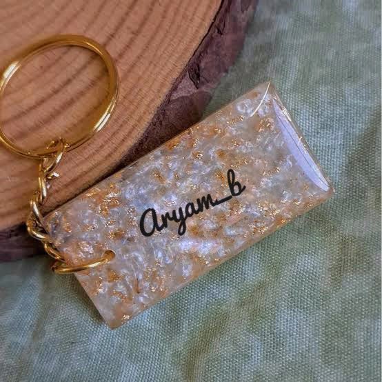Aryam__b's tweet photo. Hello  I’m Aryam, the hands behind MAB_Loop &amp; Luxe

I love to create beautiful things through:
•Crochet  •Tailoring  •Resin art  &amp; •Arabic calligraphy/painting  
  
We’re affordable, take bulk orders, nd would love your support, do well to patronize and  refer us 🙏🏽

Handmade https://t.co/9pLtMrHZGp