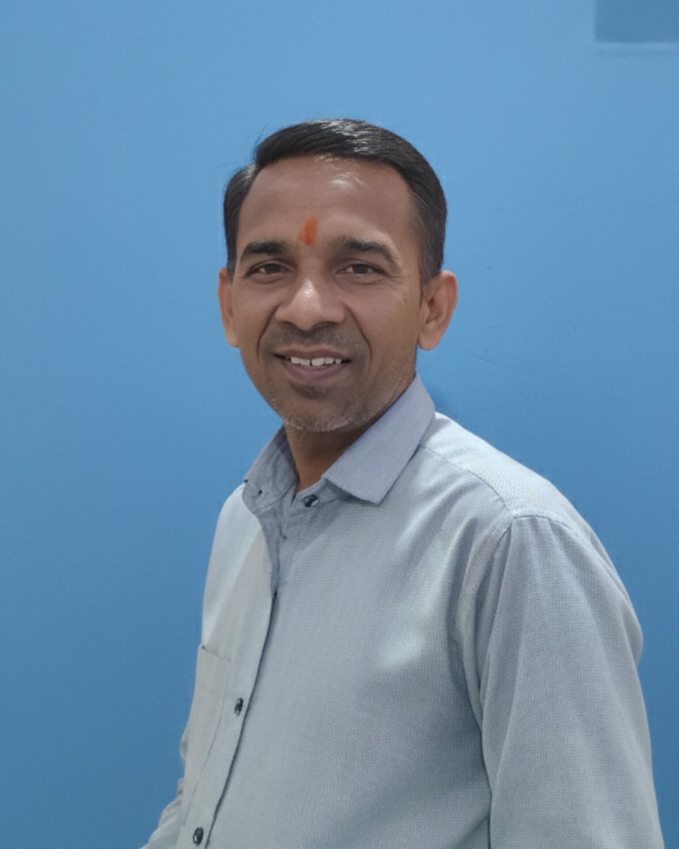 "हम सब अलग-अलग विचारों, अनुभवों और दृष्टिकोणों के साथ इस दुनिया में मौजूद हैं। मतभेद होना स्वाभाविक है, लेकिन सबसे महत्वपूर्ण है उन मतभेदों के बीच सद्भाव बनाए रखना।
जब हम एक-दूसरे के विचारों का सम्मान करते हैं !

🌹•• राम राम सा ••🌹

✍️
भगवतीलाल नौसर