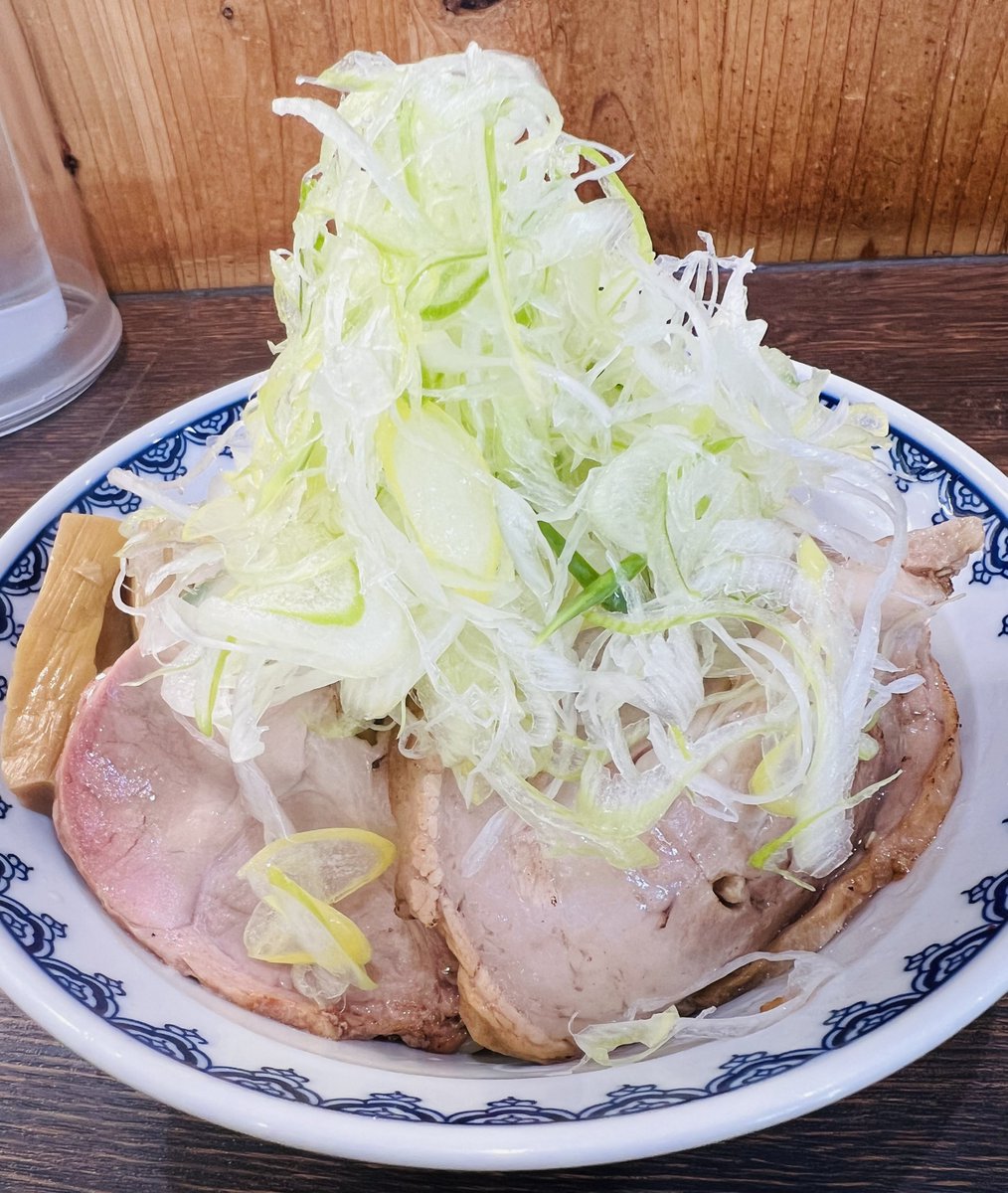 【早い者勝ち⭐︎】19:00までタイムセール中(*^◯^*) からあげクン」39円引きに ローソンが阪神感謝セール、日本S終了後