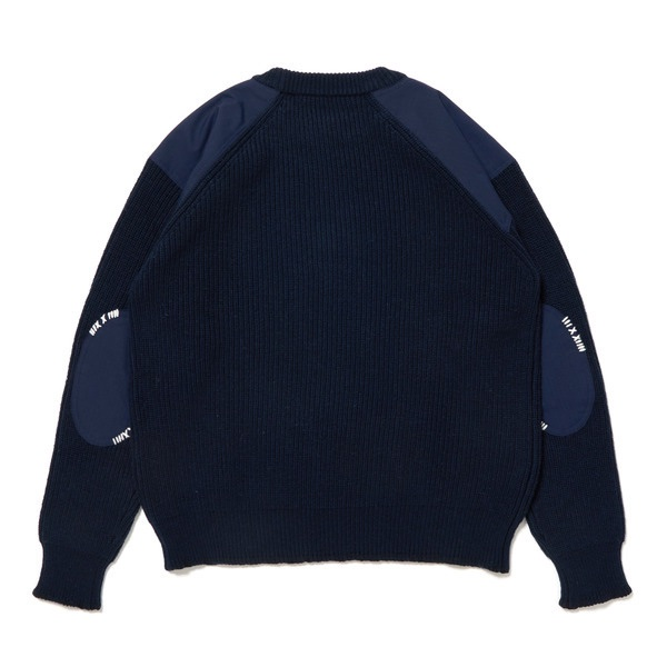 トップス capahve Pickup Item】 Patch Knit Tops ¥27,500 tax in フロントロゴと肩の