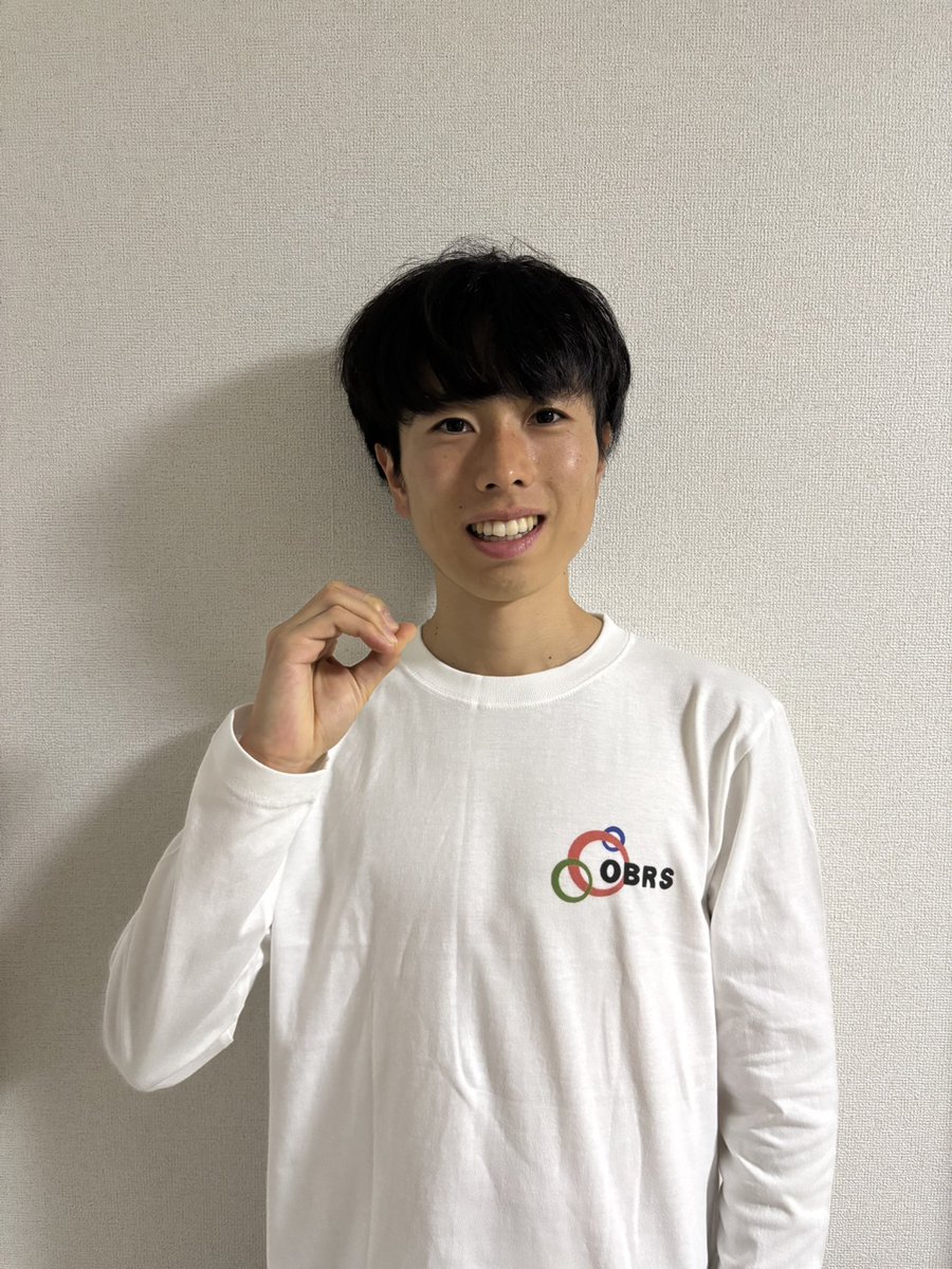 Revius_2024's tweet photo. 📢 本日の新作情報
@tomo_runner
-------------------
🧥 商品名：Re:vius Management /ＯＢＲＳ（オオニシブラザーズランニングスタイル）
📅 販売期間：12月19日(金) 18時~2026年1月2日(金) 23時59分
🛒 購入はこちら 👉
https://t.co/UWiZgweyN3
-------------------
#新作 #Revius

下記注意事項になりますので、ご購入前にご一読下さい。

・販売期間を過ぎてしまうと、ご購入が出来なくなるので販売期間内で必ずご購入やご入金をして頂くようお願い致します。またご購入後のキャンセル等も原則できかねております。
入金期限等はメールに記載ございますので、ご確認下さい。

・サイトからのお問い合わせにつきまして、お客様のメール設定の関係で弊社からのメールが届かない場合もありますので、お問い合わせされる際はメール設定をご確認下さい。

・発送につきましては14営業日以内（土日祝日を除く）での発送となります。
＊2026.1/2(金)販売終了の商品の発送期限は2026.1/23(金)となります。