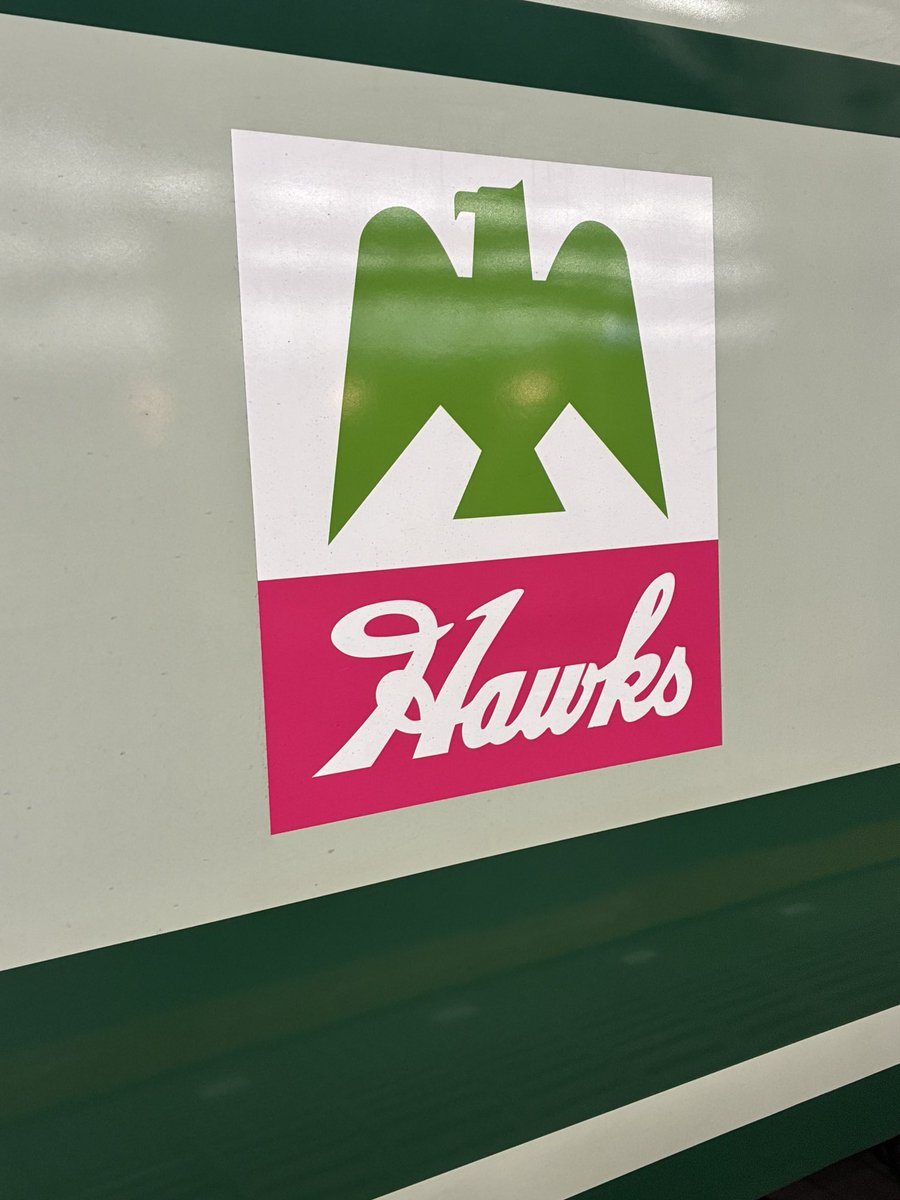 亜季×ホークス、今年南海ホークス復刻イベ多いから「みどり」な亜季と