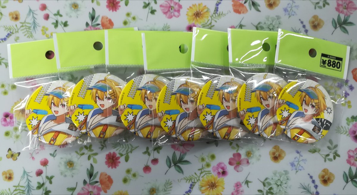 商品紹介】 『すにすて - SneakerStep - 』 ☆缶バッジ ☆アクリル