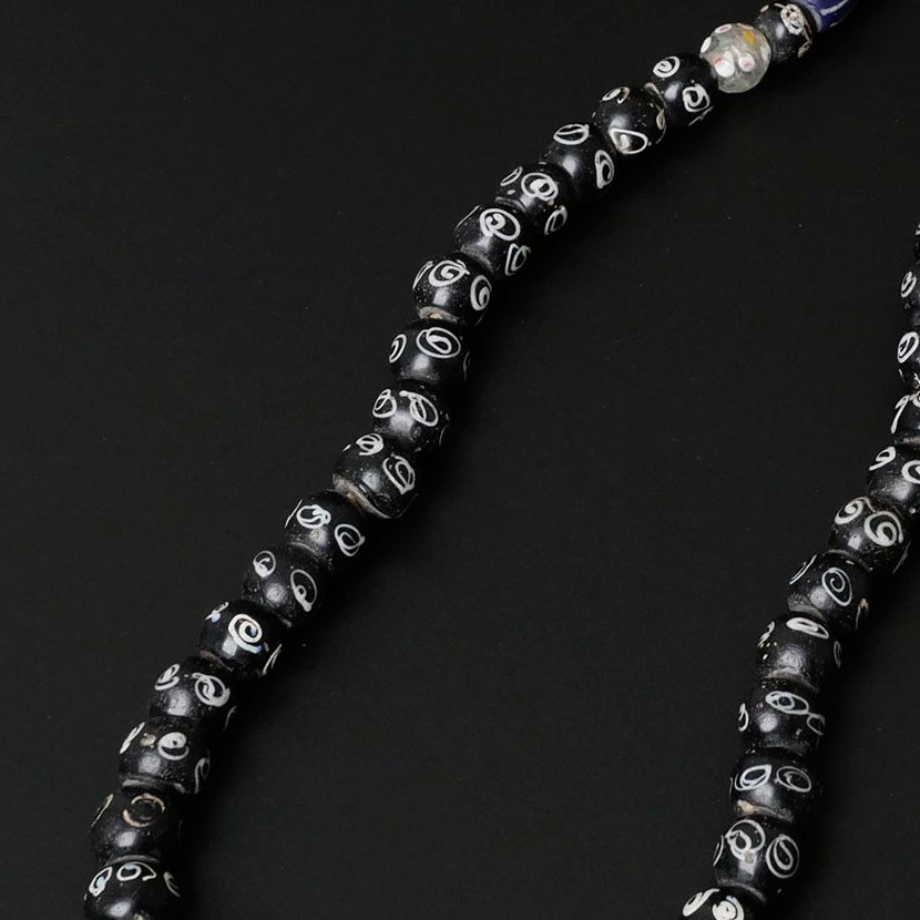 手作りビーズ 黒白ストライプ 希少 天珠 瑪瑙 茶 ビーズ 開運 魔除け 根付 手作りビーズ 黒白ストライプ 希少 天珠 瑪瑙 茶 ビーズ 開運 魔除け 根付