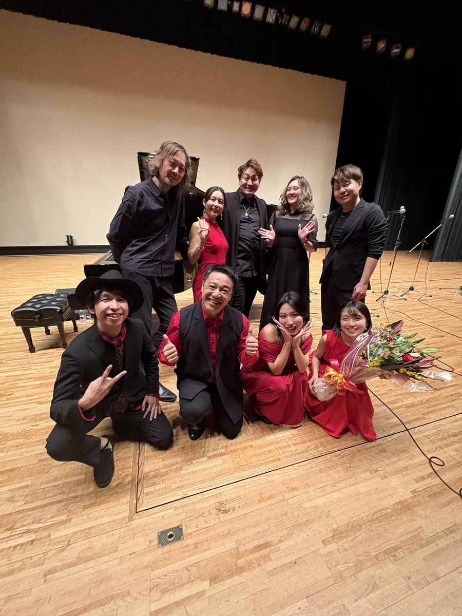StarLightsVocal's tweet photo. 【12/9ゴスペルコンサート@山口県下松市】

StarLights2025秋冬ツアー
山口県下松市にてゴスペルコンサート🎤
ありがとうございました😊

#StarLights  #スターライツ
#吉野ユウヤ #ゴスペル
#山口県 #下松市 https://t.co/qLzpsu5TKE