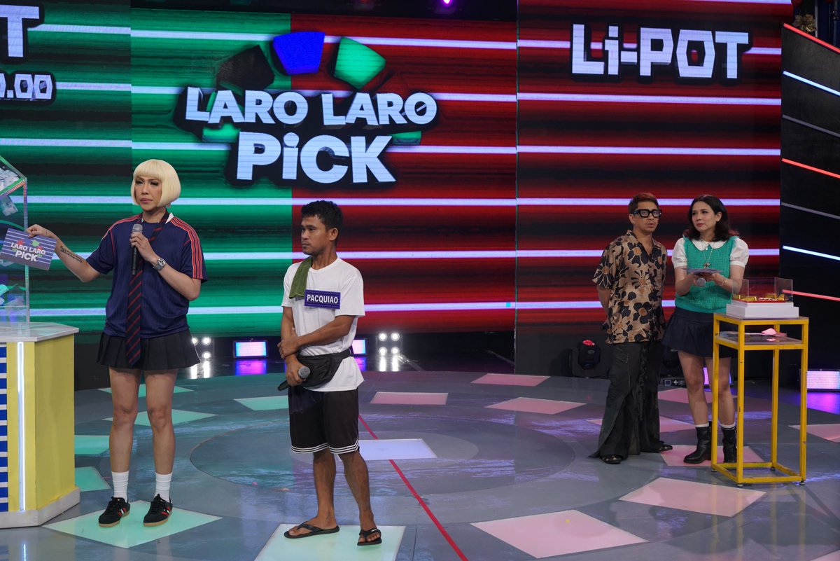 Si Kuya Pacquiao ang lalaro sa jackpot round!

#ShowtimeLoveChristmas #LaroLaroPick
WATCH #ItsShowtime LIVE:  
linktr.ee/itsshowtimena