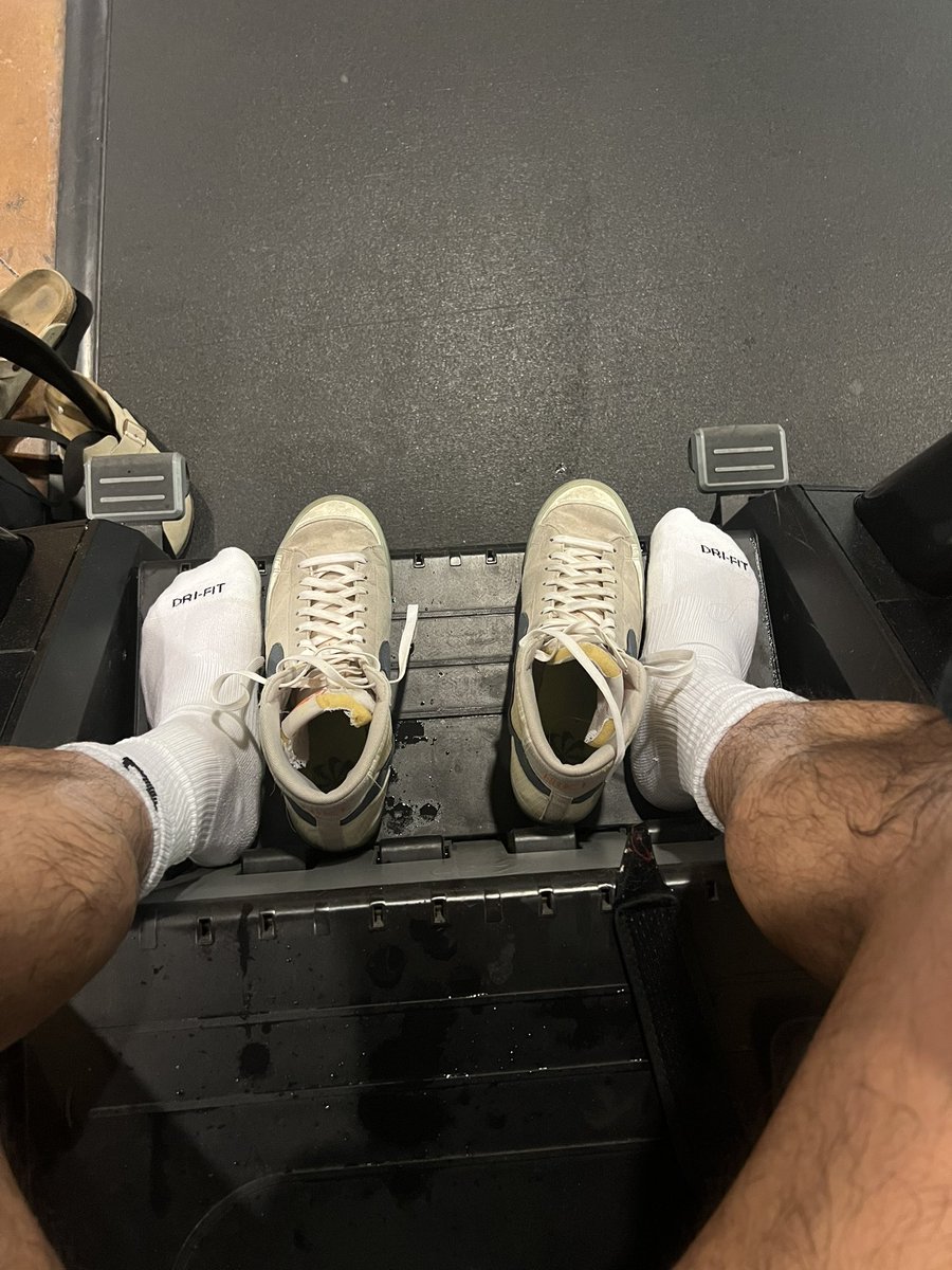 jChapu15's tweet photo. Stairmaster🤌🏽 https://t.co/kxO62pv0EO