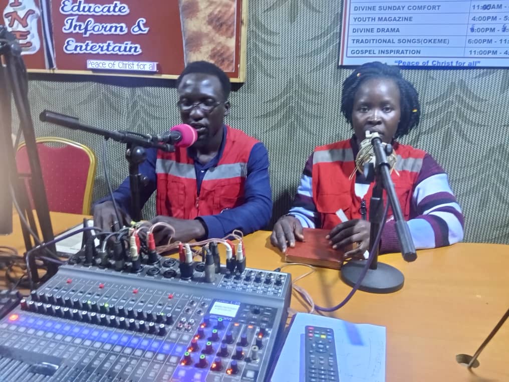 The Uganda Red Cross Society (URCS), Apac Branch, yesterday conducted a radio talk show to sensitize the public on voluntary blood donation ahead of a blood donation exercise scheduled for 16th–18th December 2025.

During the program, our team highlighted the urgent need for