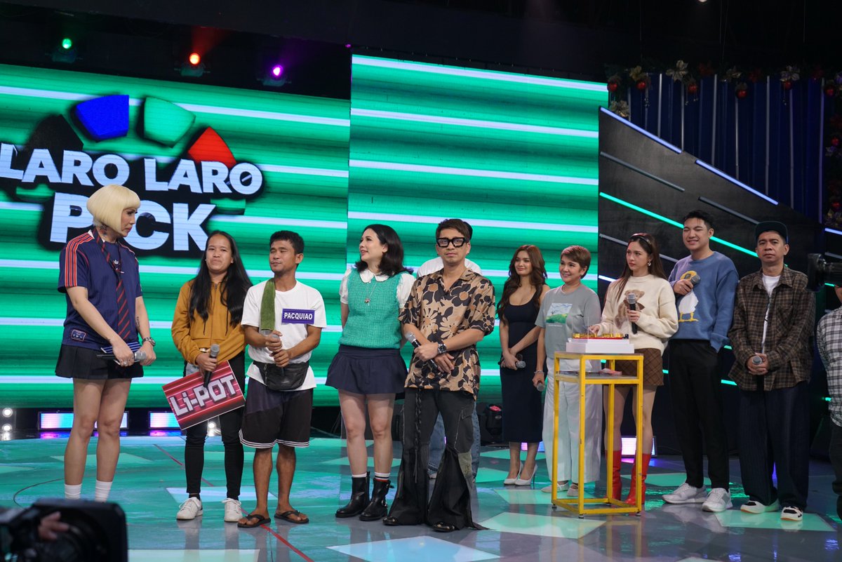 Hindi man nasagot ni Kuya Pacquiao ang jackpot question, uuwi pa rin siya ng ₱35,000!

#ShowtimeLoveChristmas #LaroLaroPick
WATCH #ItsShowtime LIVE:
linktr.ee/itsshowtimena