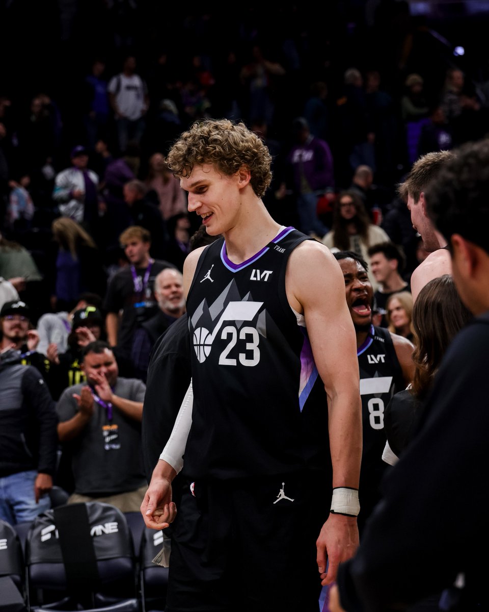 all smiles 😁
#TakeNote