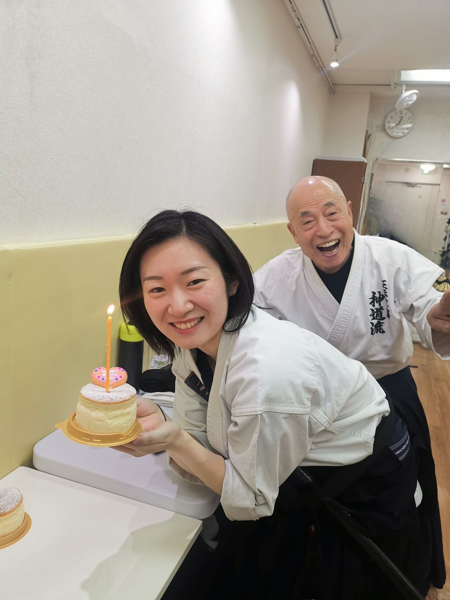 12kishintoryu's tweet photo. 遅ればせながらのアップとなりますが😄
✨🎉お仲間のお誕生日祝い🎂✨ https://t.co/czMcuwl5MO