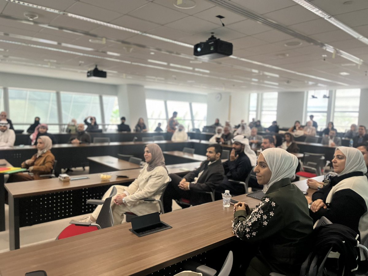 كلية الآداب - جامعة الكويت tweet media