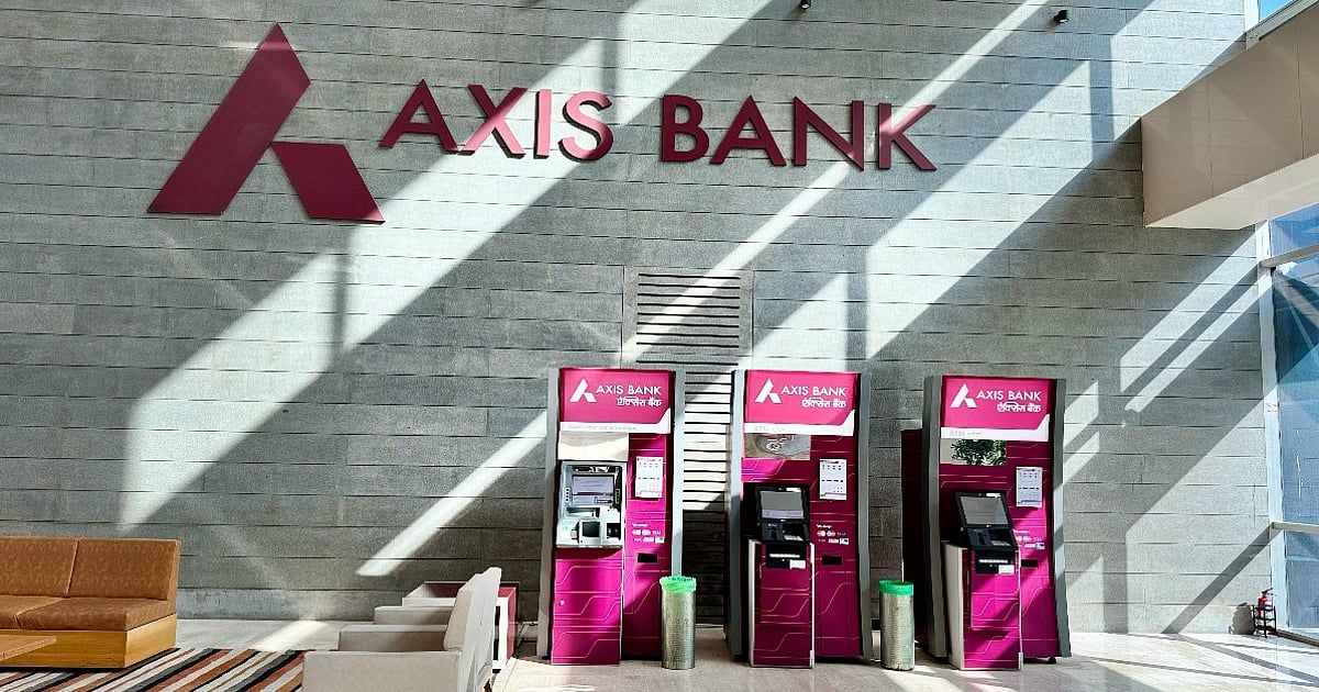 NDTVProfitIndia's tweet image. Axis Bank Shares Hit One-Month Low After Management Sees Delay In Margin Recovery

Read more: shorturl.at/uOvL4 
#AxisBank #ShareMarket #StockMarket