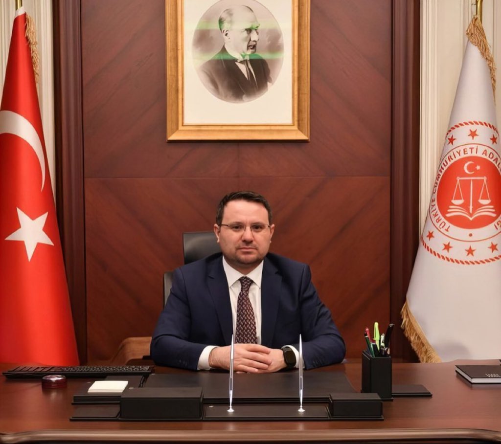 _Devletci_'s tweet photo. Cumhuriyet Başsavcımız Akın Gürlek’in yanında mıyız? 

A) EVET
B) HAYIR https://t.co/F0pgWBVaI1