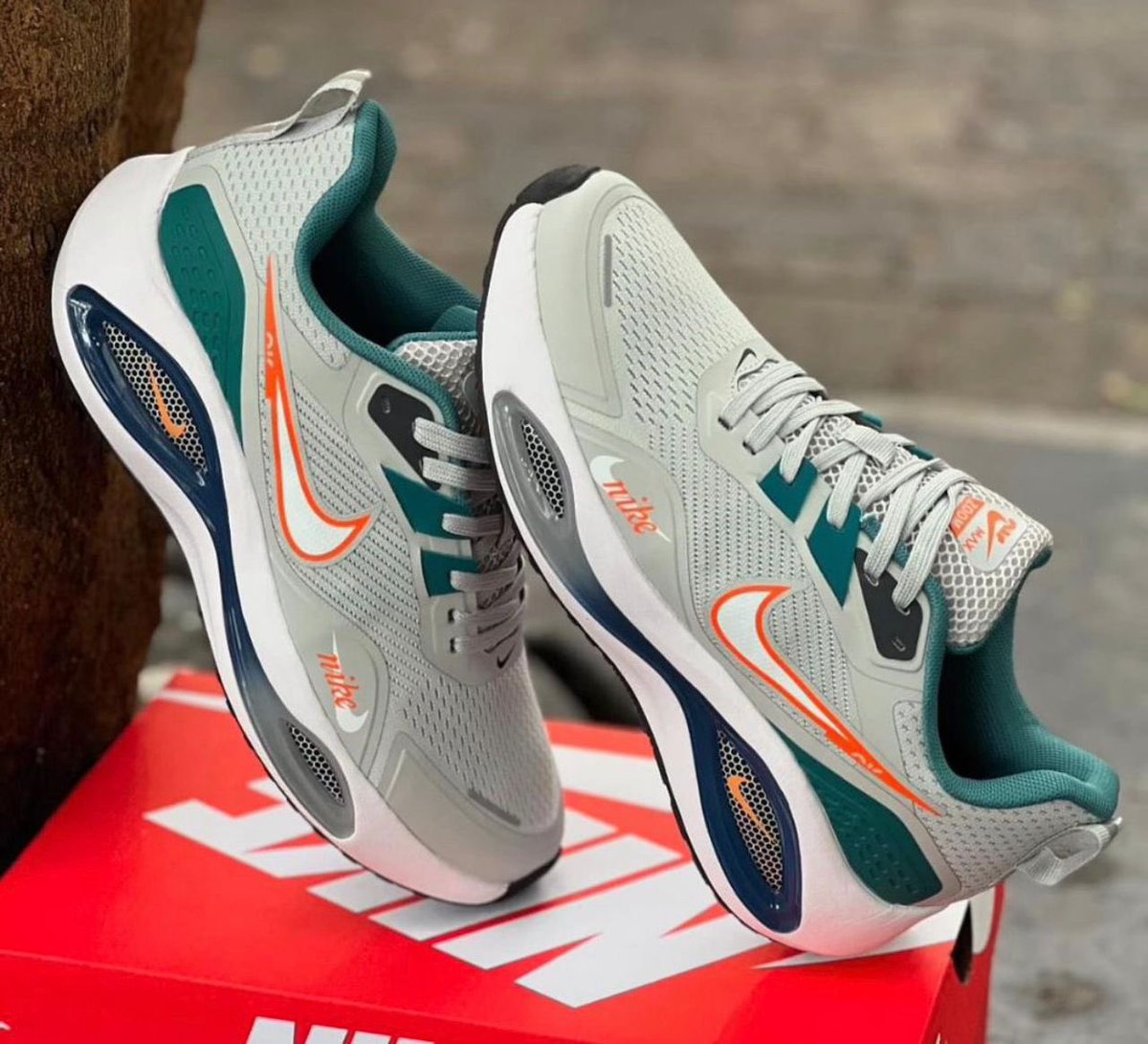 Naberzshoes's tweet photo. Sneakers
Size :40 to 45
WhatsApp on +256 751902113 for deliveries.
Price :165000ugx
#NaberzShoes https://t.co/b59DqLmwOd