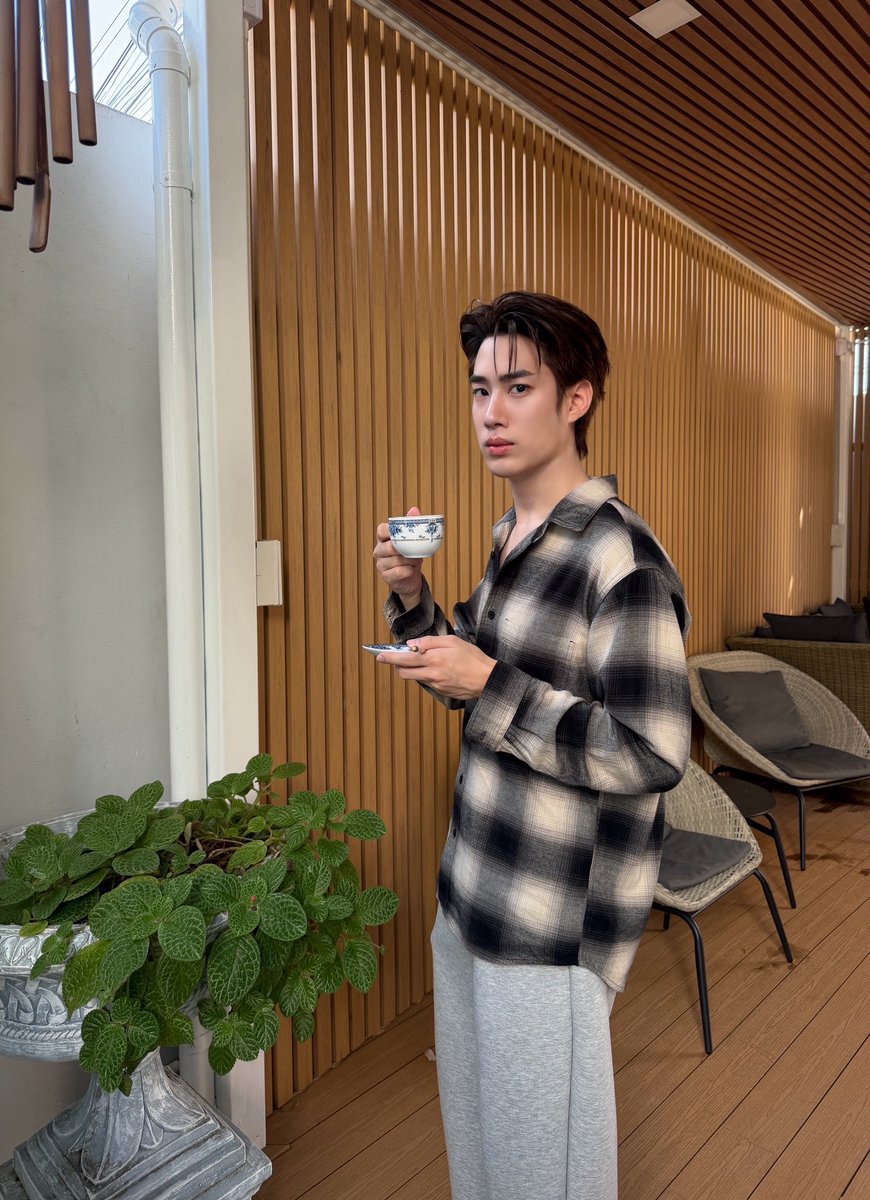 firstone_wnk's tweet image. อัยคนขี้หวง