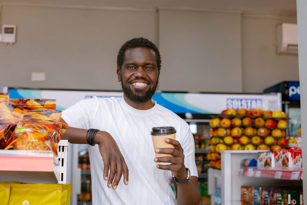 What’s your go-to fun activity this festive season?

Us: to give you the hottest of music &amp; conversations!

We have <a href="/jamesonen/">James Onen | FATBOY</a> on air for #TheFatBoyShow

🎧 rxradio.ug | app.rxradio.ug

#RXRadioUG