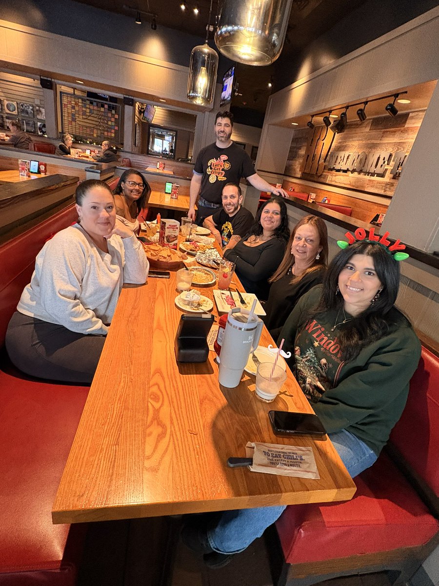 Kristen Rossol tweet media