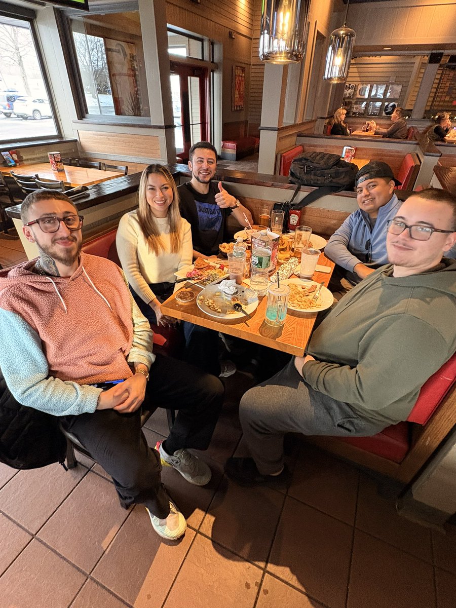 Kristen Rossol tweet media