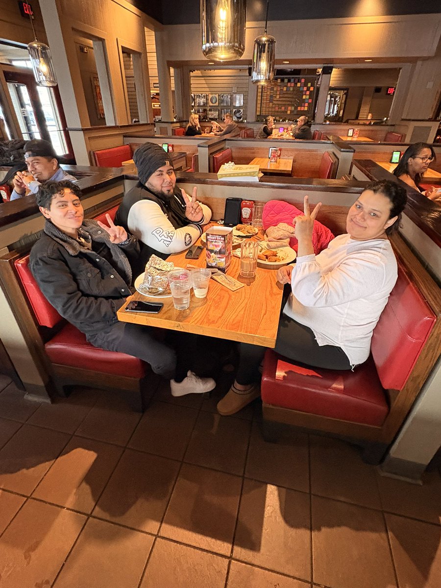 Kristen Rossol tweet media