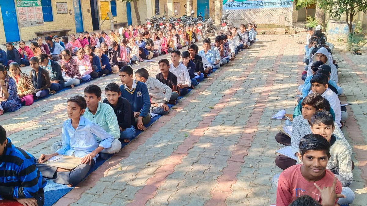 sbgbteam's tweet photo. SPGBP-2025 सफल | SBGBT 

📍 सर्किल 05 – उमरेह  
👥 178 विद्यार्थी | 
🎓 GSSS उमरेह

आधुनिक परीक्षा प्रणाली से ग्रामीण प्रतिभाओं को सशक्त मंच।  सभी सहयोगियों को साधुवाद। 
जय हिंद 

@PMOIndia @RajCMO @EduMinOfIndia 
#SBGBT  #spgbp2025 https://t.co/DNtGrhIGYR