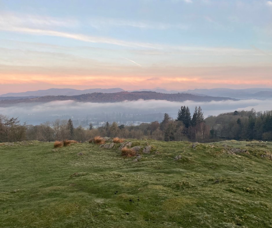 Windermereboats's tweet photo. Cloud inversions rolling over Windermere, seen from Brant Fell just after sunrise. The Lake District at its dreamiest. β¨
#BrantFell #Windermere #Bowness https://t.co/HUv8AyG0r3