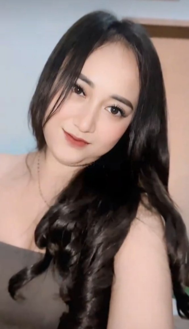 Debby debong tweet media