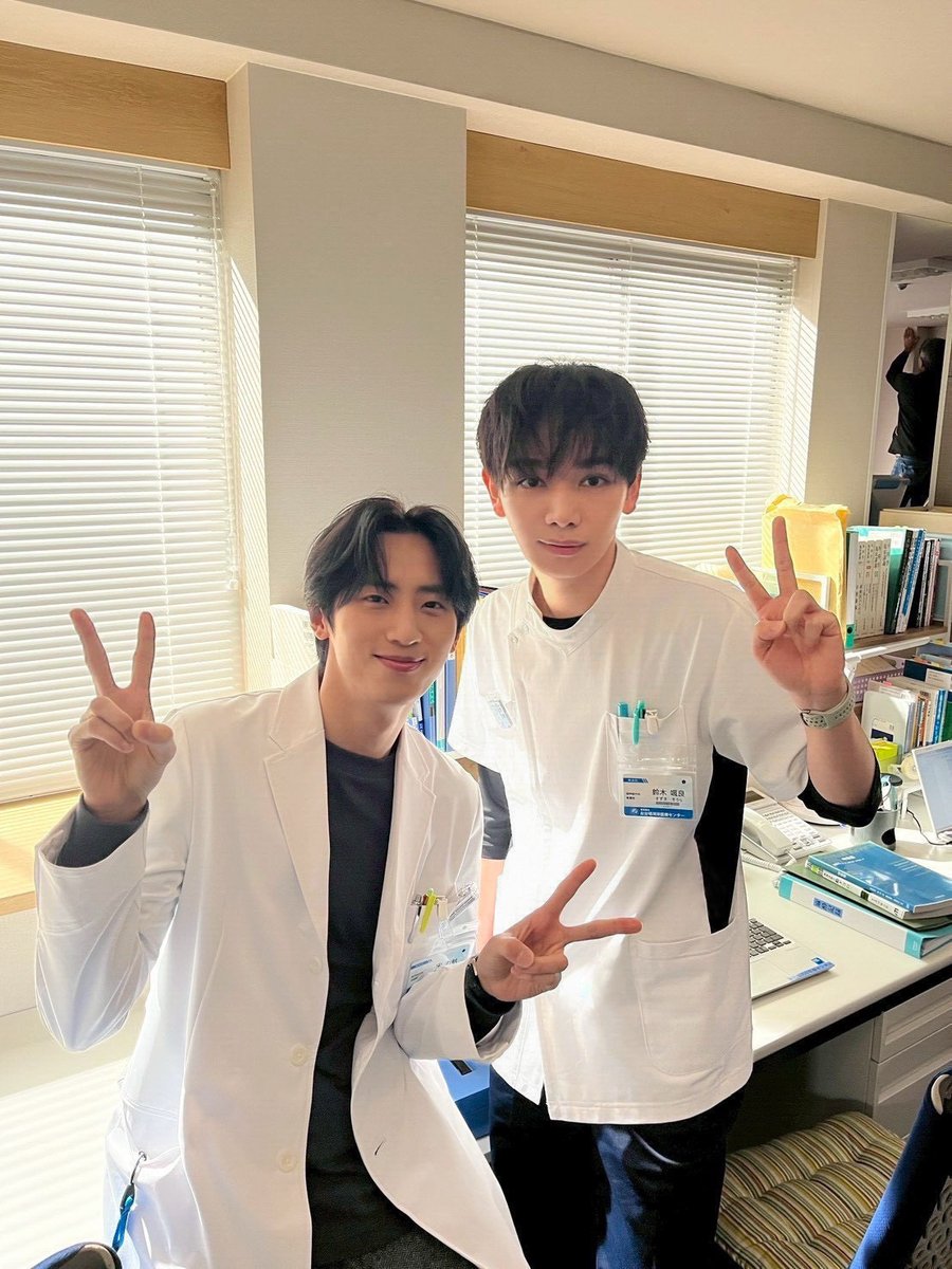 ❤️‍🔥𝟐𝟎𝟐𝟔年𝟏月𝟏𝟐日 𝗦𝗧𝗔𝗥𝗧 🩺
月9ドラマ「#ヤンドク！」

⋆⸜ ヤンドクカルテ📖 ⸝⋆

研修医のソン先生(#許豊凡 #INI) と
新人看護師の颯良くん(#宮世琉弥)

フレッシュな二人の活躍を
お楽しみに👬💕💕💕

#フジテレビ