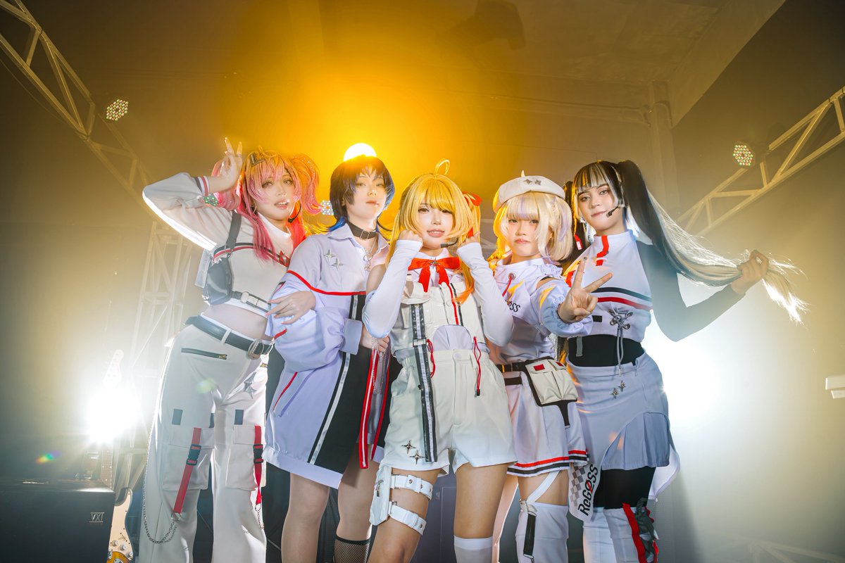 Fukuyoshi_Ren's tweet photo. Regloss, はじめましょうか?

Ririka: @Seinaryuu
Ao:  Jichu___u (IG)
Raden: @Eennjiee
Hajime: @Xujia_https
Kanade: @Fukuyoshi_Ren

#ReGLOSS_1stLive #ReGLOSS #Ririkart #青ペン #らでん似絵 #はじめ武勇伝 #Artnose https://t.co/YWesWRdmMJ