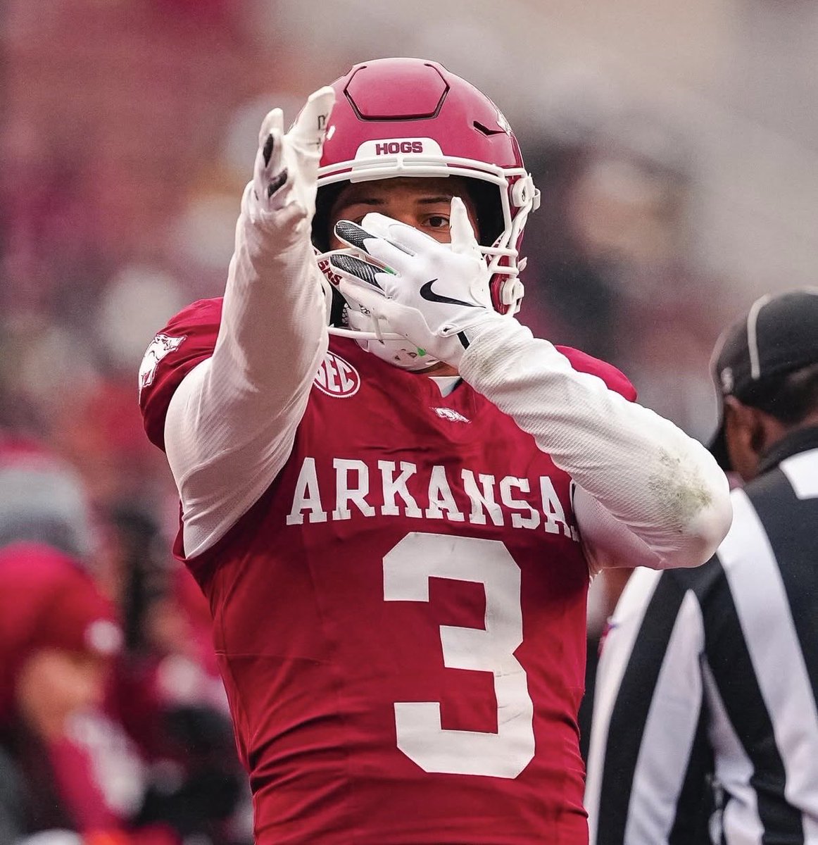 CoachAlofARK's tweet photo. Back in the win column today. Needed it. On to the next. Final 20-17. https://t.co/9qS0e1Zw6C