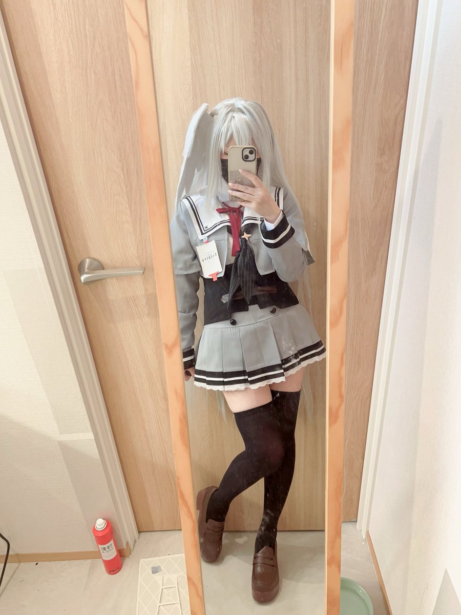 冬コミで着る用のコス試着した❣️
鏡なので反転してね 
