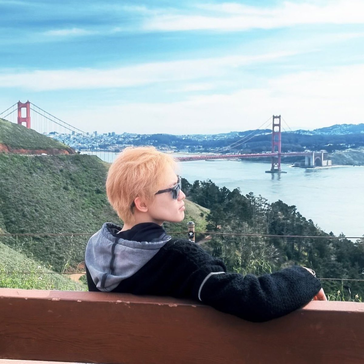 chenleveerse's tweet photo. chenle is SO boyfriend coded here https://t.co/HbuXNdNwbG
