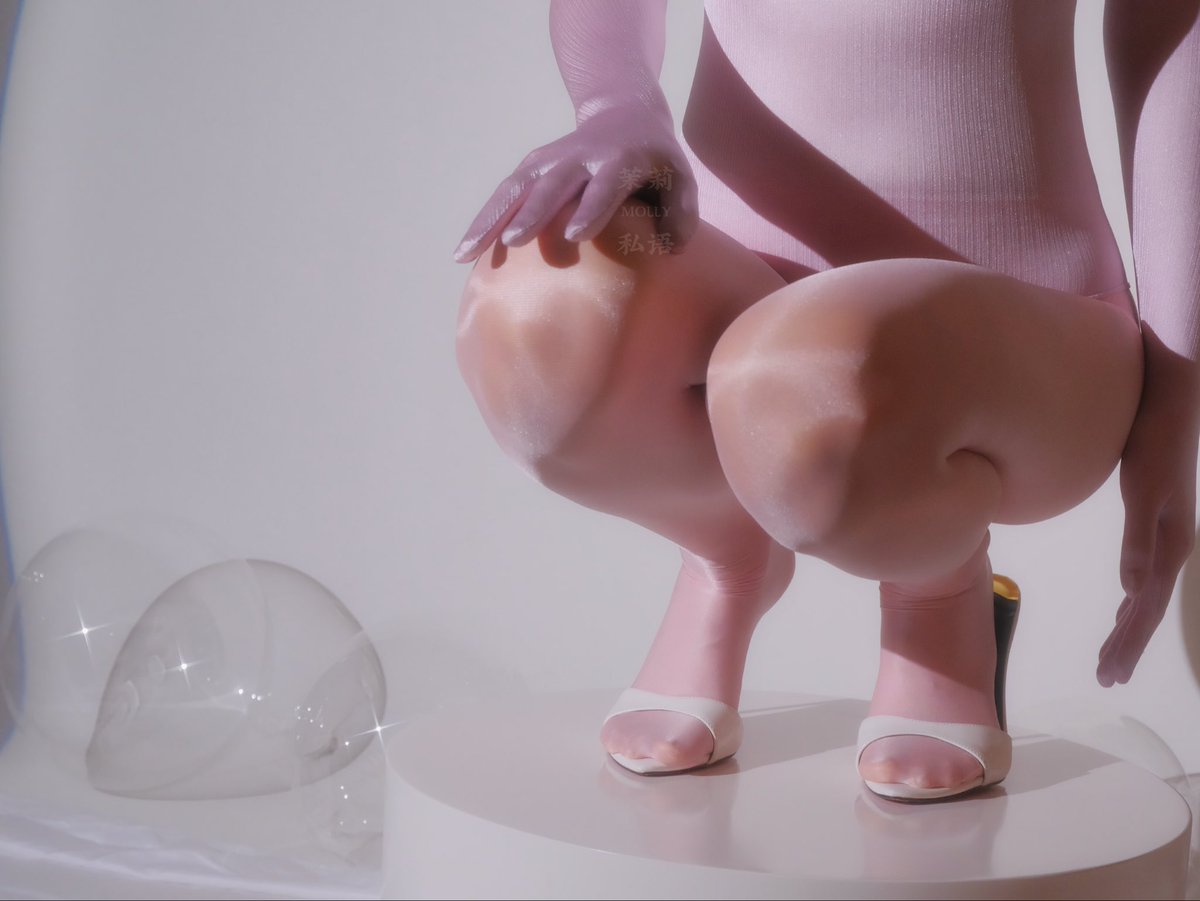 粉粉嫩嫩爱了没有？有的话快去试试！
这是40D缎光舍宾袜🧦