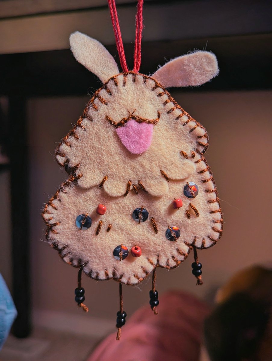 artzyl_'s tweet photo. made a silksong flea ornament :) https://t.co/i8PpTNlrVC