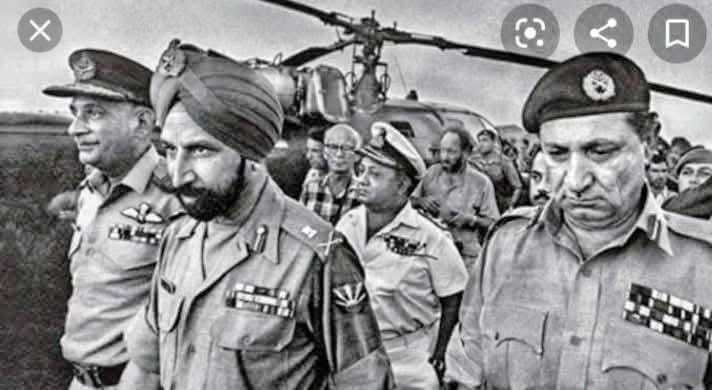 MONKINDIA's tweet photo. emembering 54 Indian POWs
💦🍂💦🍂💦🍂💦🍂💦🍂

Pakistan surrendered 
before India, 
at Dacca, on 16 Dec 71.  Bangladesh was born. 

We returned 93000
Pak POWs but failed 
to get 54 Indian POWs 
back

Let us salute these 54 
Indian soldiers, as we 
celebrate  Vijay Divas, 
today https://t.co/Ob13NZwpbP
