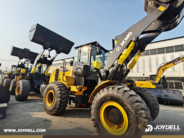 joydellcn's tweet photo. 🚢 JOYDELL successfully exported 3 units of XCMG ZL50GN wheel loaders to the UAE!#exportcase #XCMG #wheelloader #JOYDELL
✅Operating Weight: 17,500 kg
✅Rated Load: 5,000 kg
✅Bucket Capacity: 3.0 m³
🌍 Ready to support construction projects in the Middle East!💪 https://t.co/0SY6n712iM
