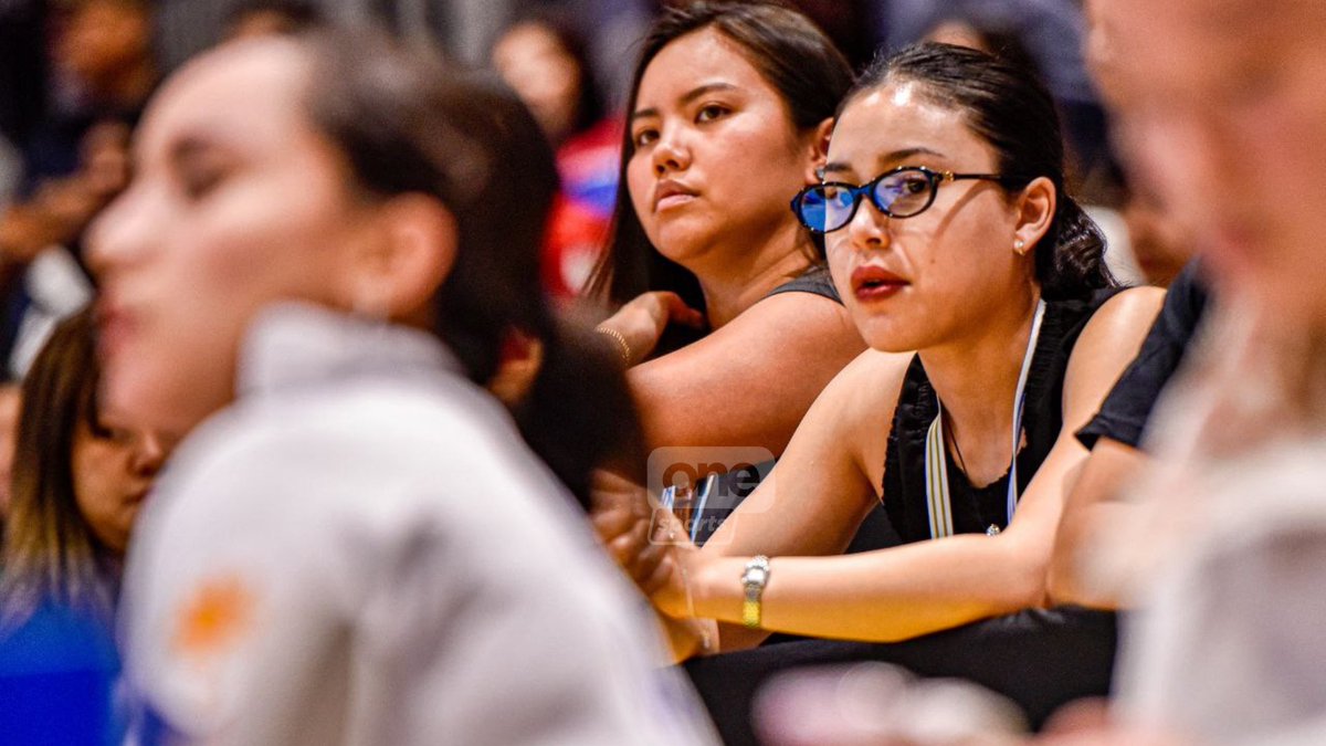OneSportsPHL's tweet photo. HERE FOR JULIANA 🤗🇵🇭

Phoenix Fuel Masters guard Ricci Rivero and artist Claudia Barretto are in the crowd at the SEA Games 2025 Thailand to cheer on Juliana Gomez as she makes her fencing debut representing the Philippines. | 📸 David Cubangbang/Cignal https://t.co/zkDNWf8mx4