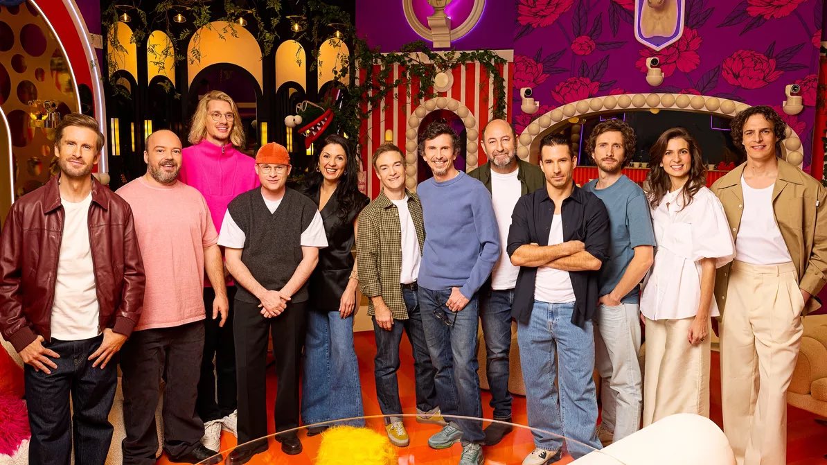 Delcroixx's tweet image. «#LOLquiritsort!» : #JérémyFerrari, #PaulMirabel et #KadMerad au casting de la saison 6 tvmag.lefigaro.fr/programme-tv/s… via @TVMAG