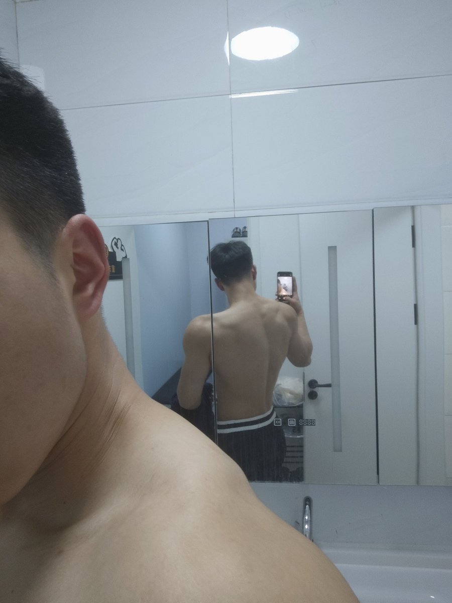 没牙崽 tweet media